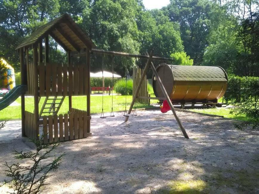 de bron Villa Beringen Buitenkant foto